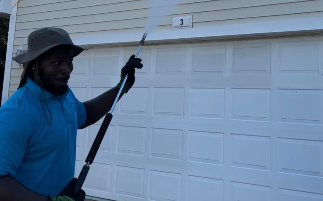 What’s the Difference Between Soft Washing and Pressure Washing for Winter Prep?